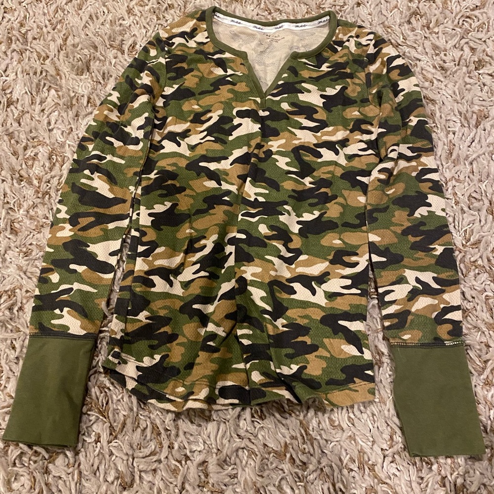 Women's Split Neckline Camo Long Sleeve Shirt